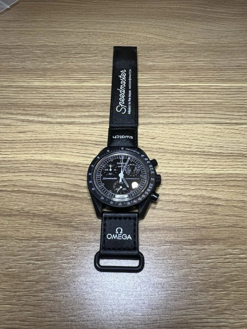 Swatch Omega Snoopy MoonSwatch Mission To The Moonphase New Moon